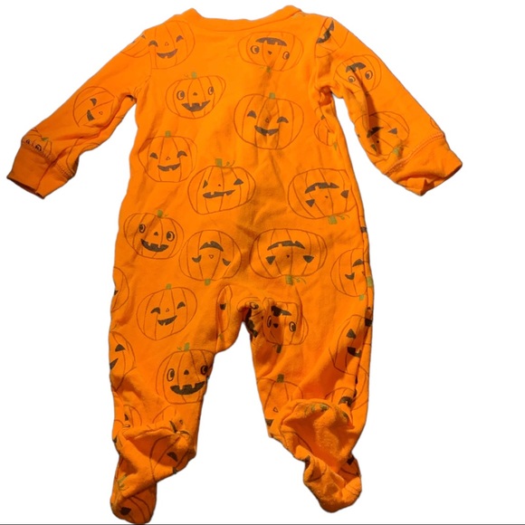 Carter’s Halloween Pumpkin and Glowing Skeleton Onesies Bundle 3 months - Picture 3 of 7